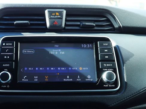 Used 2024 Nissan Versa S w/ S Plus Package image 48