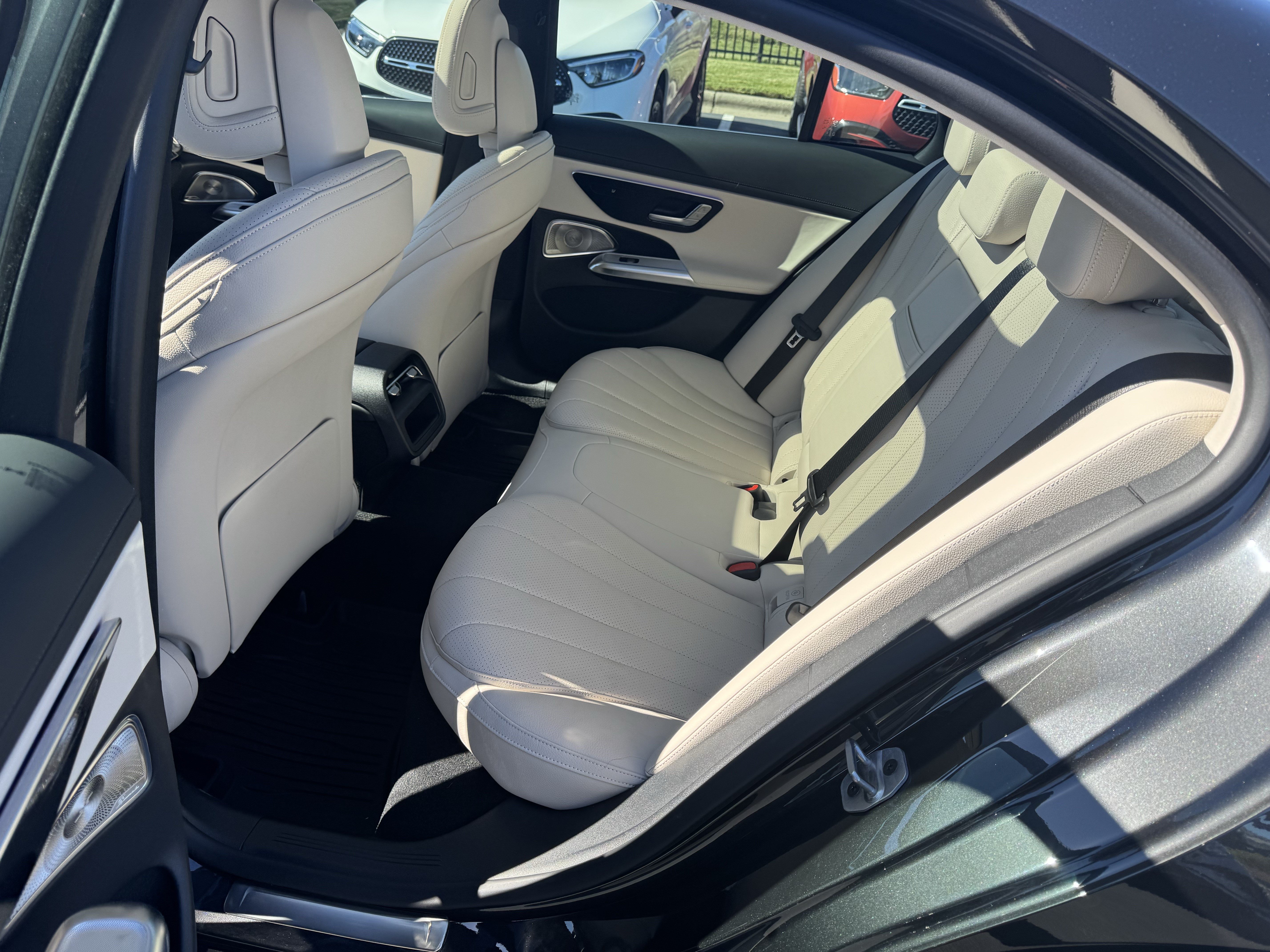 Used 2026 Mercedes-Benz E 350 Sedan image 32