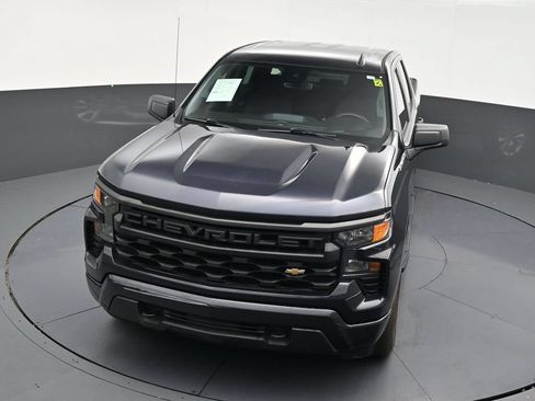 Used 2023 Chevrolet Silverado 1500 Custom RWD image 16