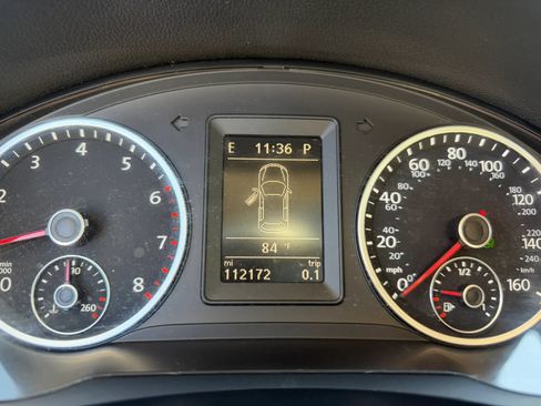 Used 2015 Volkswagen Tiguan SE FWD image 19