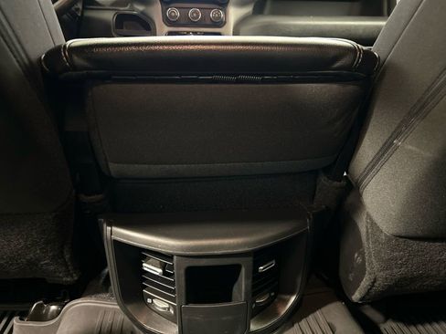 Used 2024 RAM 3500 Tradesman w/ Chrome Appearance Group image 28