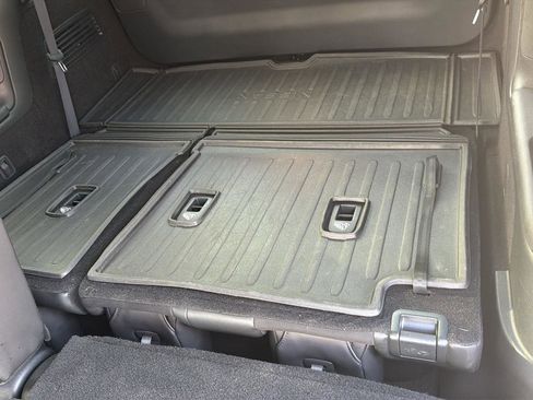 Used 2025 Nissan Pathfinder SL FWD image 22