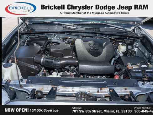 Used 2017 Toyota Tacoma SR5 RWD image 32