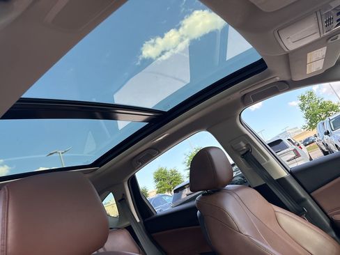 Used 2024 Acura RDX w/ Technology Package image 15