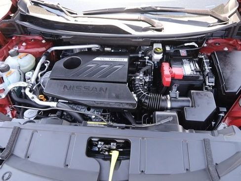 Certified 2025 Nissan Rogue SV w/ SV Premium Package FWD image 27