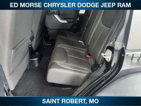 Used 2014 Jeep Wrangler Unlimited Rubicon AWD/4WD image 30