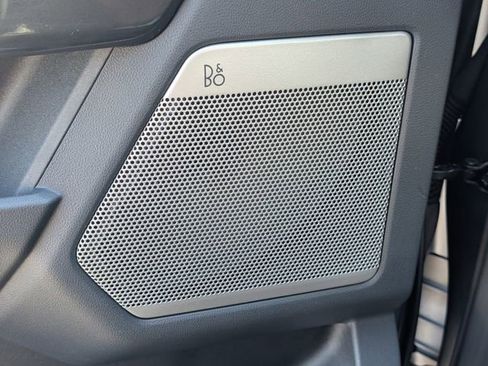 Used 2023 Ford F150 Lariat w/ Equipment Group 502A High image 38