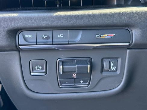Used 2025 Cadillac Escalade V image 23