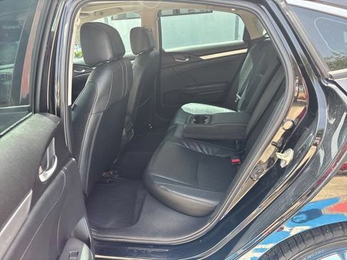 Used 2016 Honda Civic Touring image 19