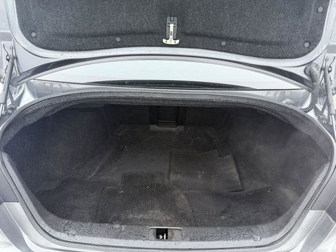 Used 2017 INFINITI Q70 3.7 w/ Technology Package image 40