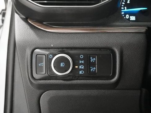 Used 2024 Ford Explorer Limited AWD/4WD image 13