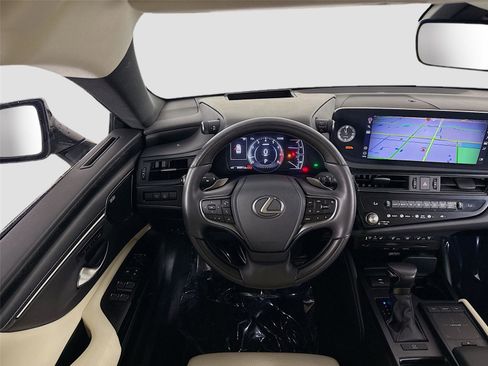 Used 2022 Lexus ES 350 Ultra Luxury w/ Accessory Package 2 FWD image 13