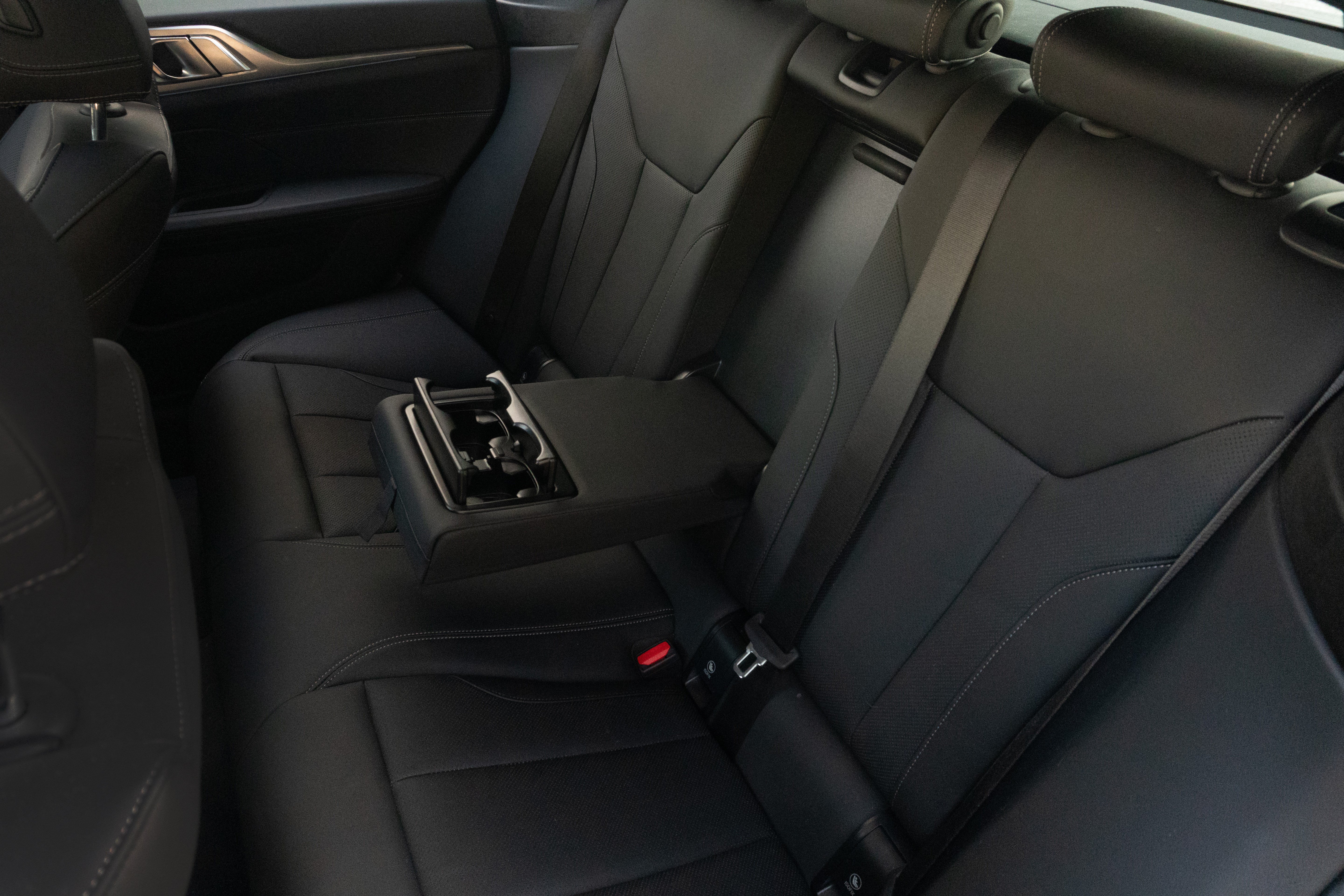 Used 2024 BMW i4 eDrive40 w/ Premium Package RWD image 33