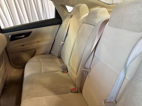 Used 2013 Nissan Altima 2.5 SV FWD image 18