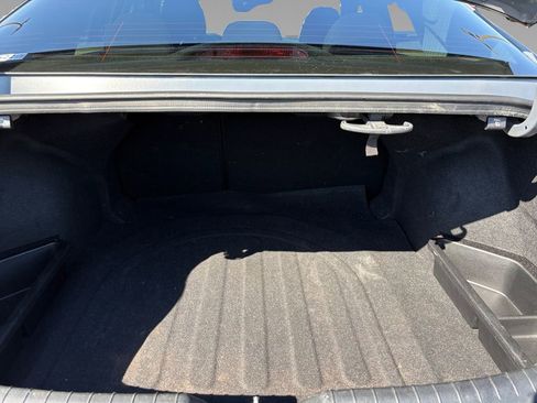 Used 2022 Hyundai Elantra SEL w/ Convenience + Premium Package image 19