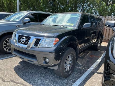 Used 2019 Nissan Frontier SV w/ Value Truck Package RWD image 3