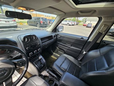 Used 2016 Jeep Patriot High Altitude AWD/4WD image 20