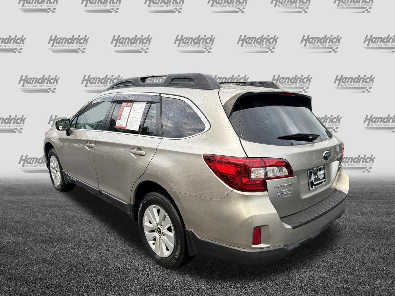 Used 2015 Subaru Outback 2.5i Premium AWD/4WD image 8