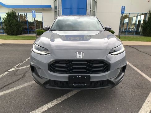 Used 2024 Honda HR-V Sport image 2