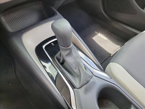 Used 2024 Toyota Corolla LE FWD image 19