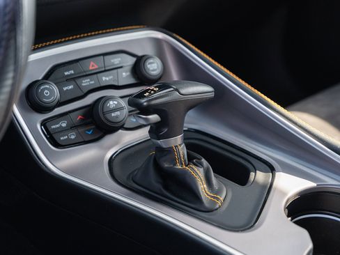 Used 2022 Dodge Challenger GT w/ Plus Package image 34