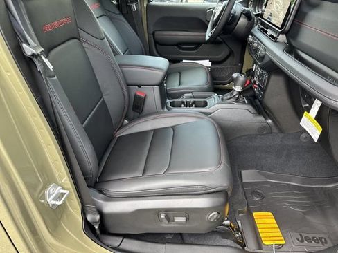 New 2026 Jeep Wrangler Unlimited Rubicon AWD/4WD image 13