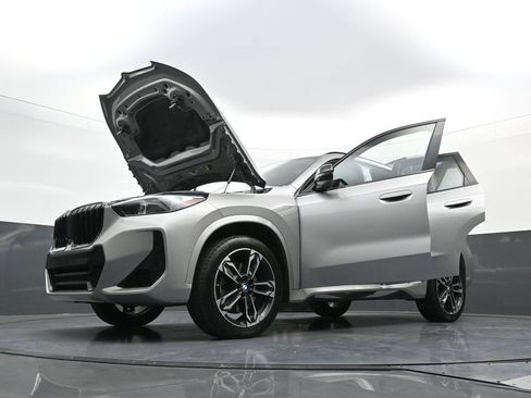 Used 2023 BMW X1 xDrive28i w/ Premium Package AWD/4WD image 41