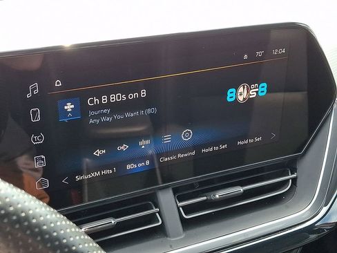 Used 2024 Chevrolet Trax RS w/ Driver Confidence Package image 17