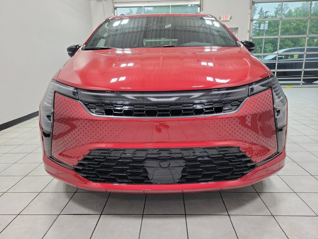 New 2027 Chrysler Pacifica Select AWD/4WD image 2
