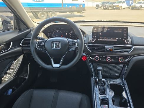 Used 2018 Honda Accord EX image 20