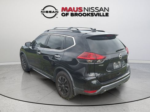 Used 2018 Nissan Rogue SV FWD image 6