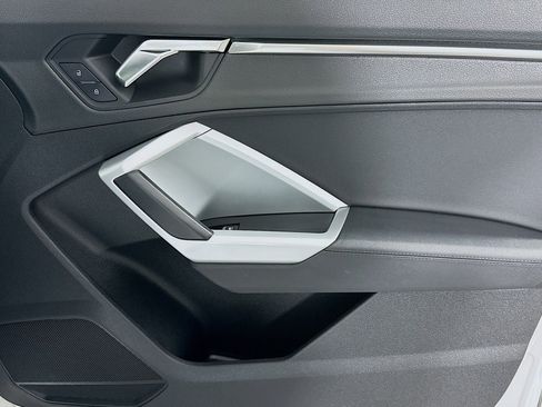 Used 2022 Audi Q3 2.0T Premium image 23