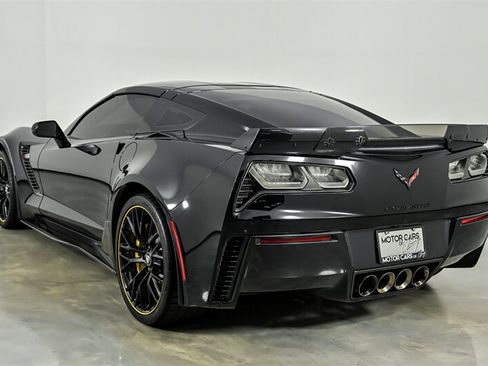 Used 2016 Chevrolet Corvette Z06 w/ C7.r Special Edition RWD image 8