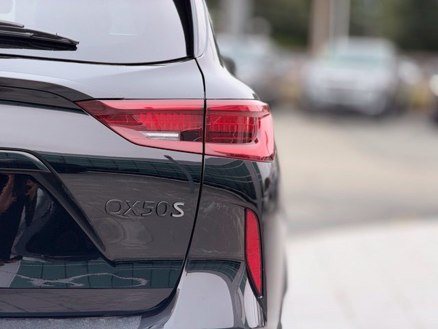 Certified 2023 INFINITI QX50 Sport AWD/4WD image 6