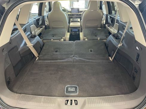 Used 2020 Lincoln Aviator Reserve w/ Equipment Group 202A AWD/4WD image 40