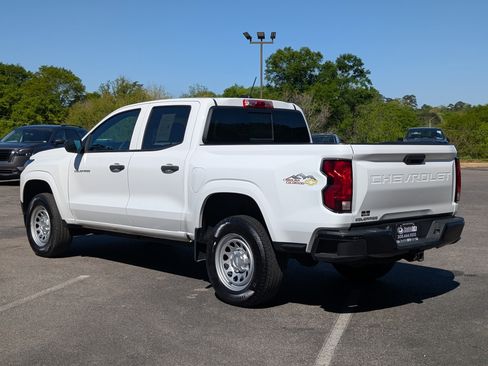 Used 2023 Chevrolet Colorado W/T image 7