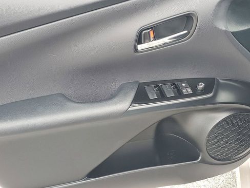 Used 2022 Toyota Prius Prime XLE image 40