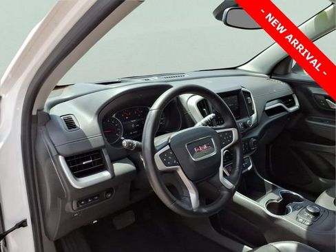 Used 2022 GMC Terrain SLT w/ Tech Package AWD/4WD image 12