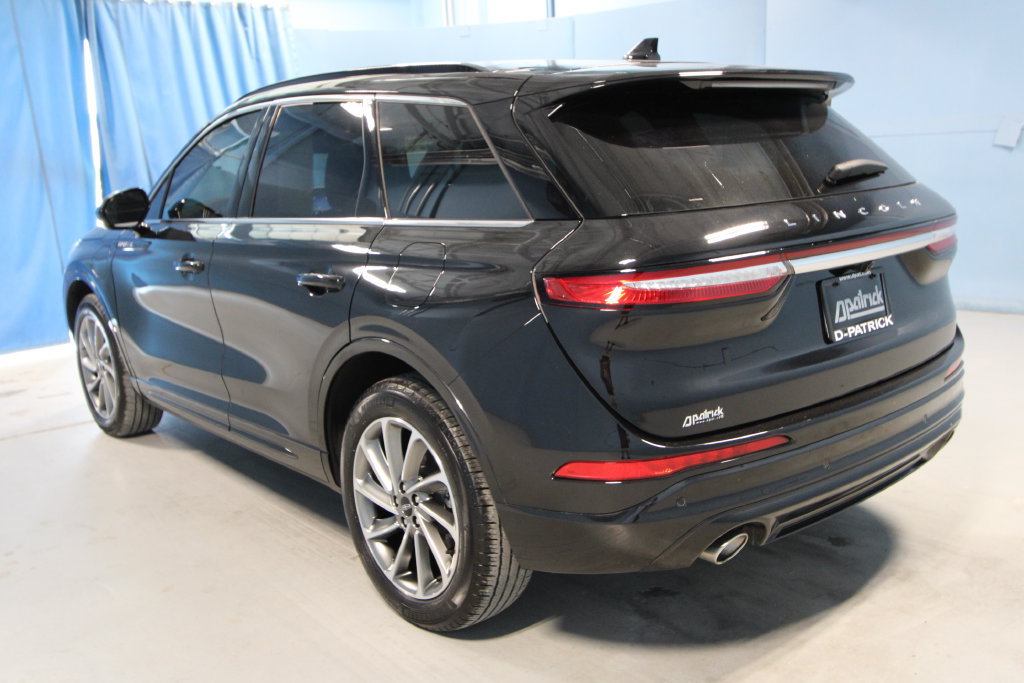 Used 2025 Lincoln Corsair Grand Touring AWD/4WD image 33