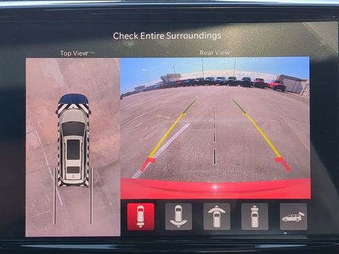 New 2026 Chrysler Pacifica Pinnacle w/ Trailer Tow Group AWD/4WD image 29