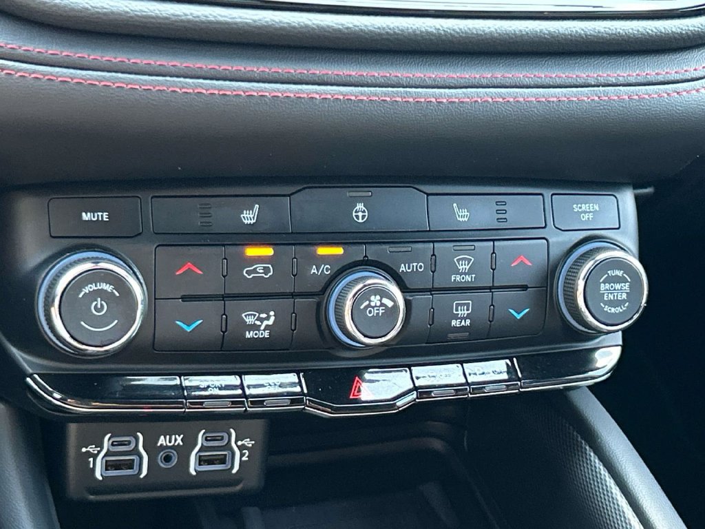 Used 2024 Dodge Durango R/T w/ Blacktop Package AWD/4WD image 43