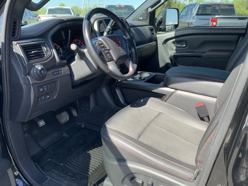Used 2023 Nissan Titan PRO-4X AWD/4WD image 26