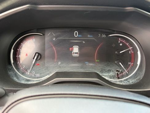 Used 2025 Toyota RAV4 XLE AWD/4WD image 20
