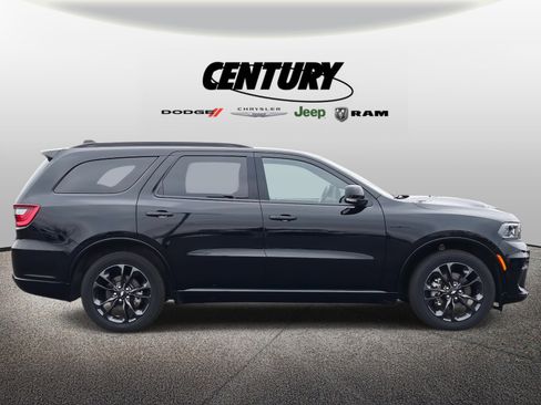 Used 2025 Dodge Durango R/T image 2