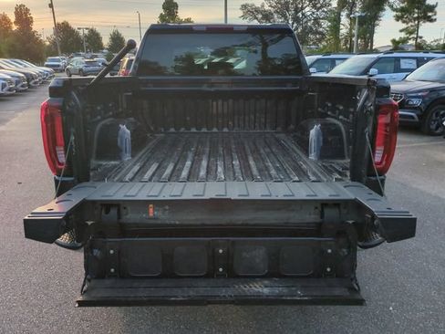 Used 2025 GMC Sierra 1500 SLT RWD image 13