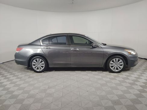 Used 2011 Honda Accord EX-L image 8