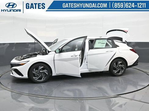 New 2025 Hyundai Elantra Sport image 46