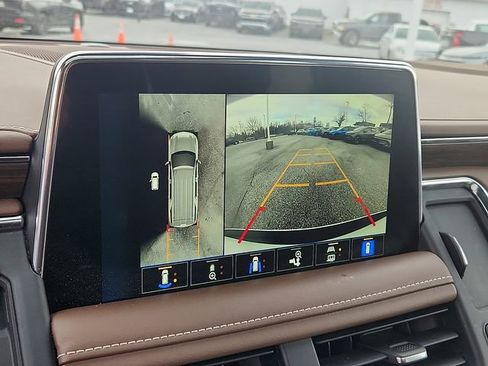 Used 2022 Chevrolet Suburban High Country w/ Max Trailering Package image 18