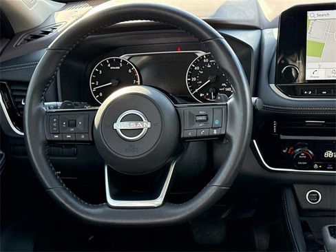 Certified 2023 Nissan Rogue SL w/ SL Premium Package image 15