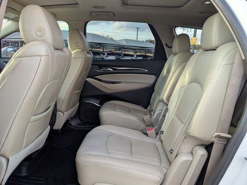 Used 2020 Buick Enclave Essence w/ Sport Touring Edition image 14